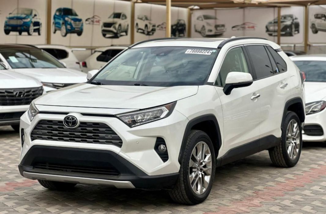RAV4