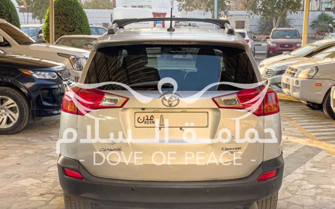 تويوتا راف فور