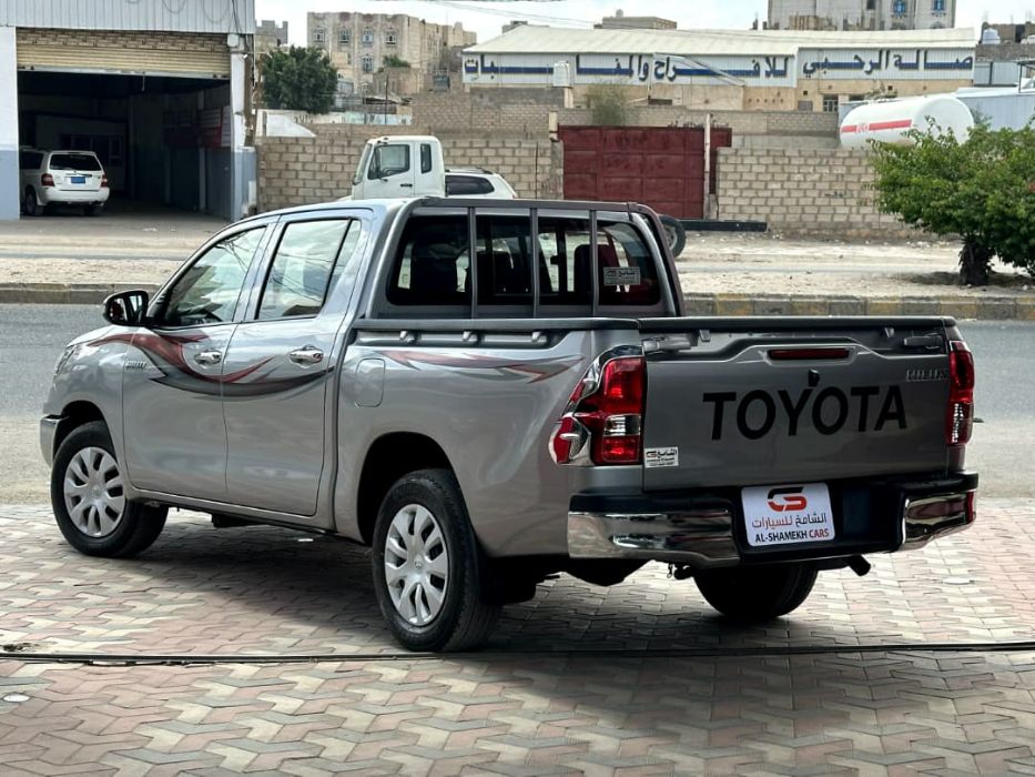 هايلوكس