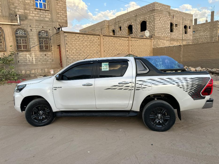 هايلوكس دبل