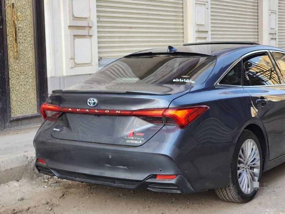 ​ تويوتا أفالون ليميتد هايبرد 2021 (Limited Edition)