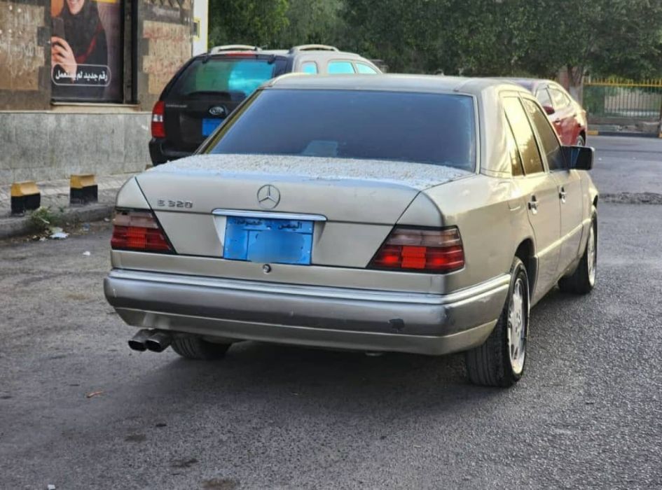 مرسيدس ارنب بنز E320 - 1995 فل كامل