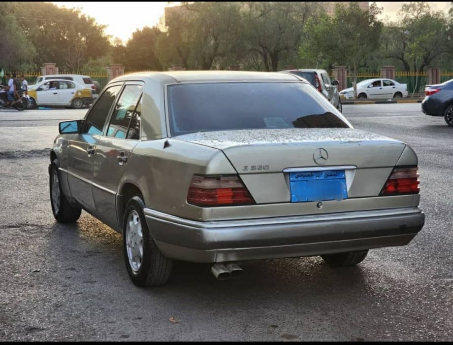 مرسيدس ارنب بنز E320 - 1995 فل كامل