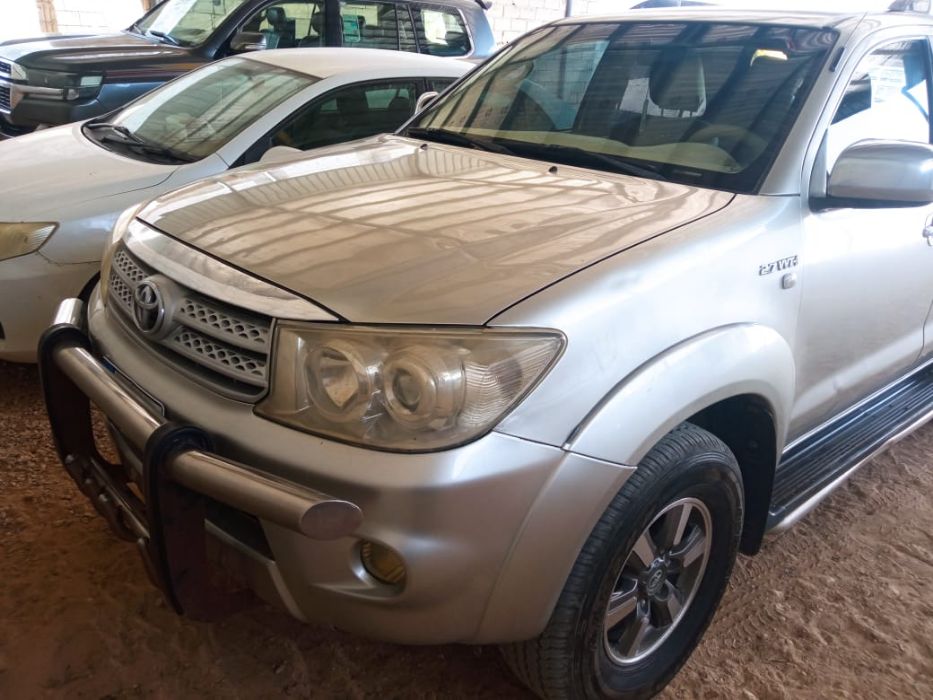 فورنشر سنجل