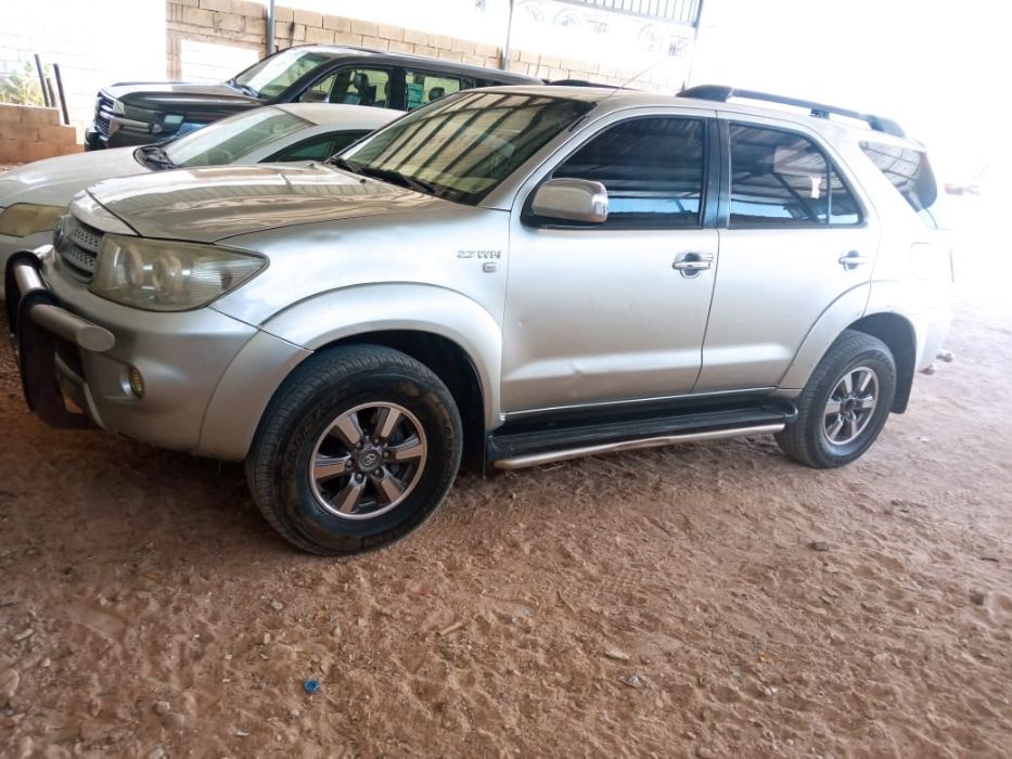 فورنشر سنجل