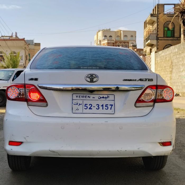 🚘 للبيع تويوتا كورولا_موديل 2013_وارررررد تايواني_لون أبيض 🤍
