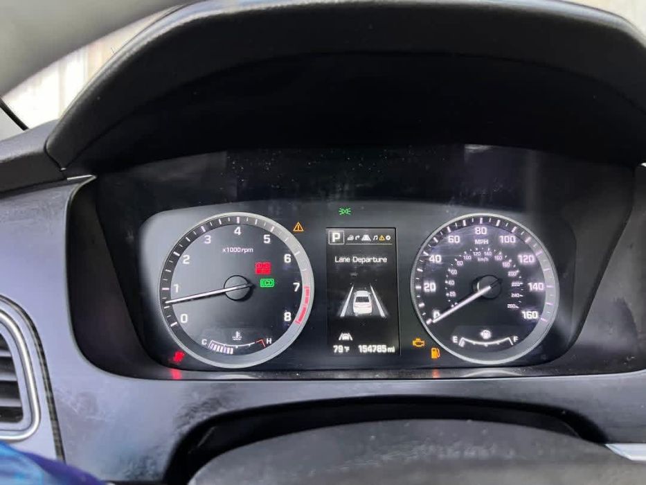 🚘 للبيع هيونداي سوناتا سبورت موديل 2015_وارررررد أمريكي _لون فضي 🩶
السعر: 7,500 دولار