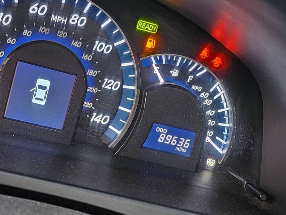 🚘 للبيع تويوتا كامري موديل 2012 هايبرد _فل كامل_فئة XLE_واررررد أمريكي_لون أحمر ❤️
السعر: 8,500 دولا