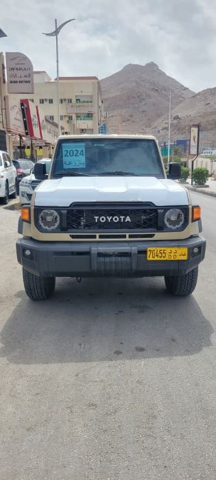 *لاندكروزر ربع *
