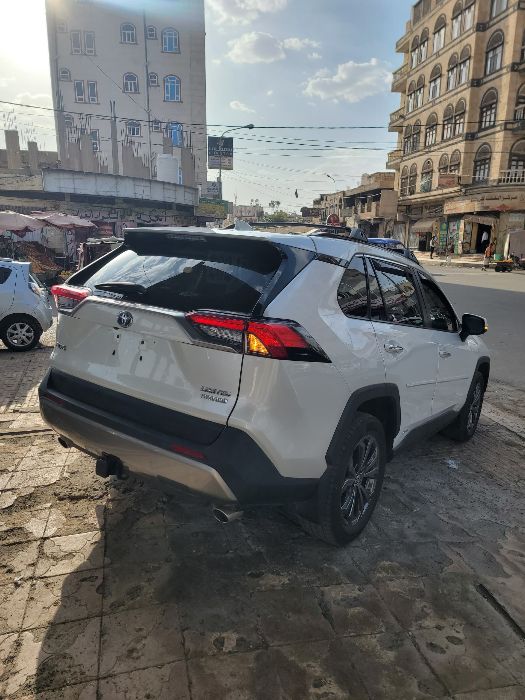 تويوتا راف فور