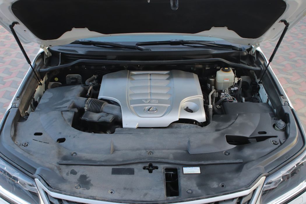 لكزيز LX 570