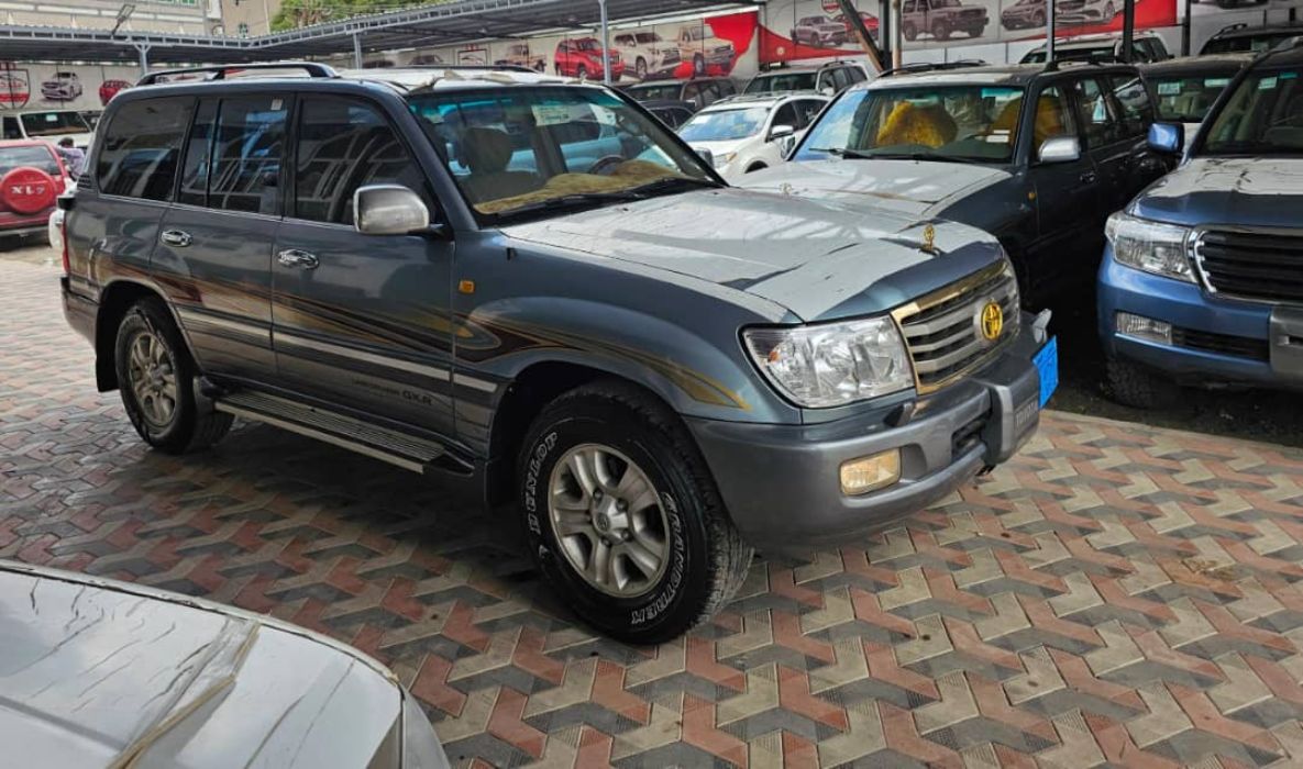 صالون 2005