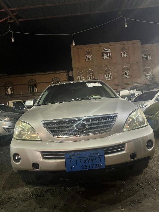 لكزس RX 2010