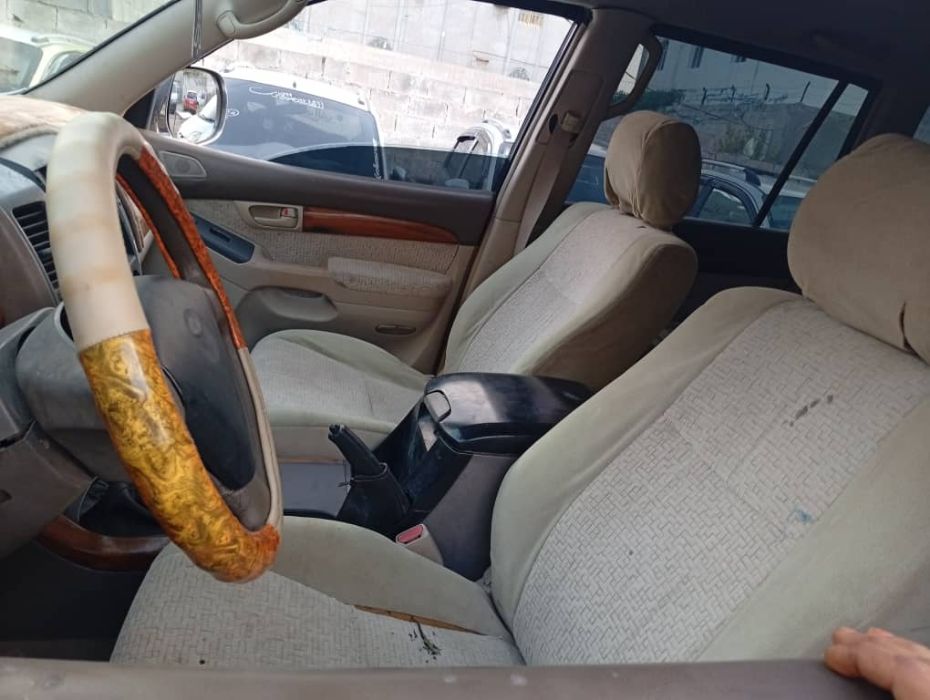 برادو 2000