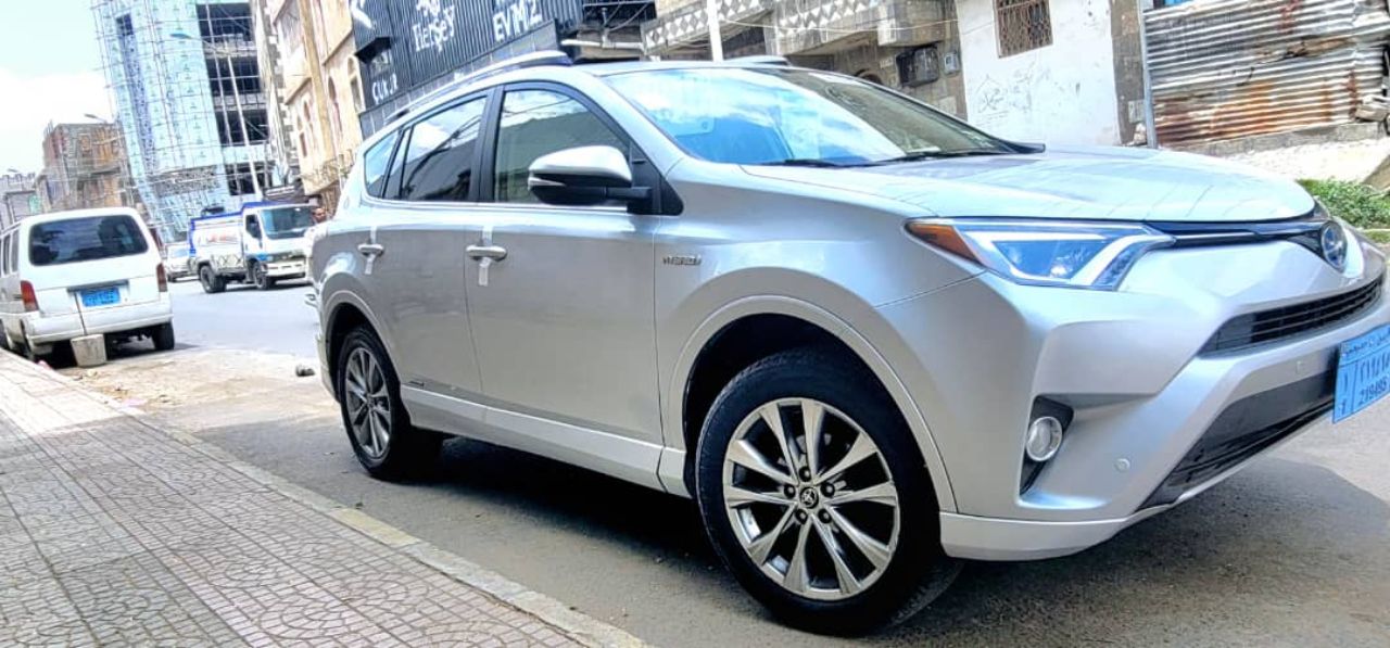 *للبيع إعتمادية تويوتا رافور 2016 ليمتد "Limited-Hybird-Rav4 بلاتينوم" كسر زيرو هايبرد كلين تايتل جم