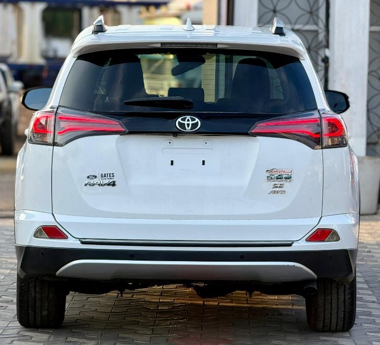 RAV4