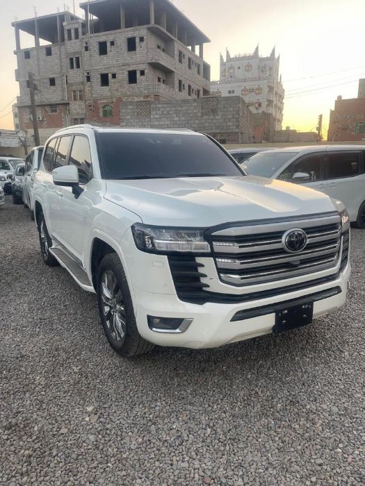 لاند كروزر GXR 2022