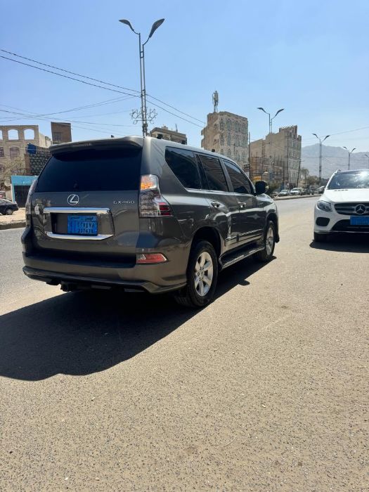 برادو لكزس 2020